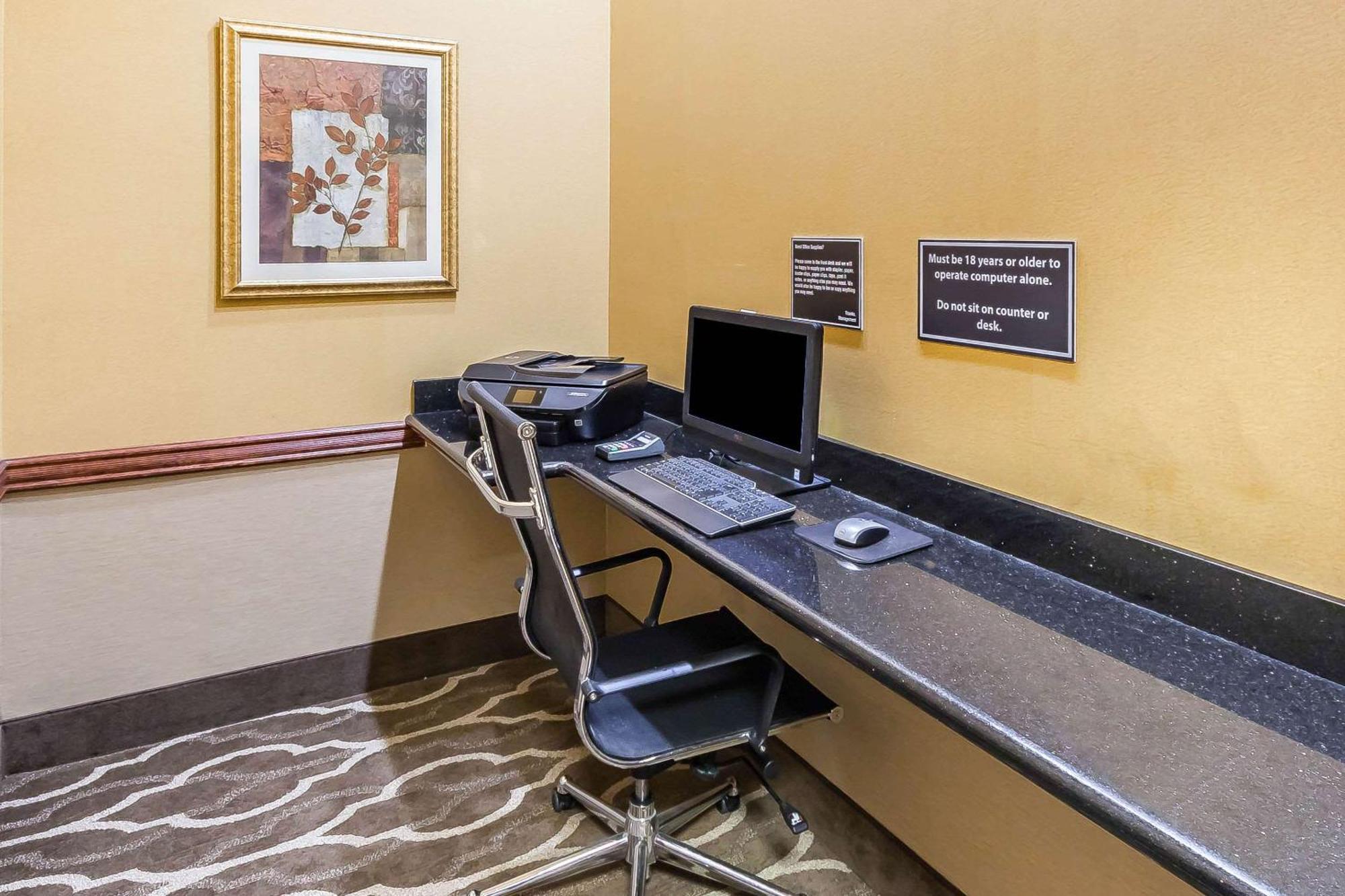 Comfort Suites Yukon - Sw Oklahoma City Exteriör bild