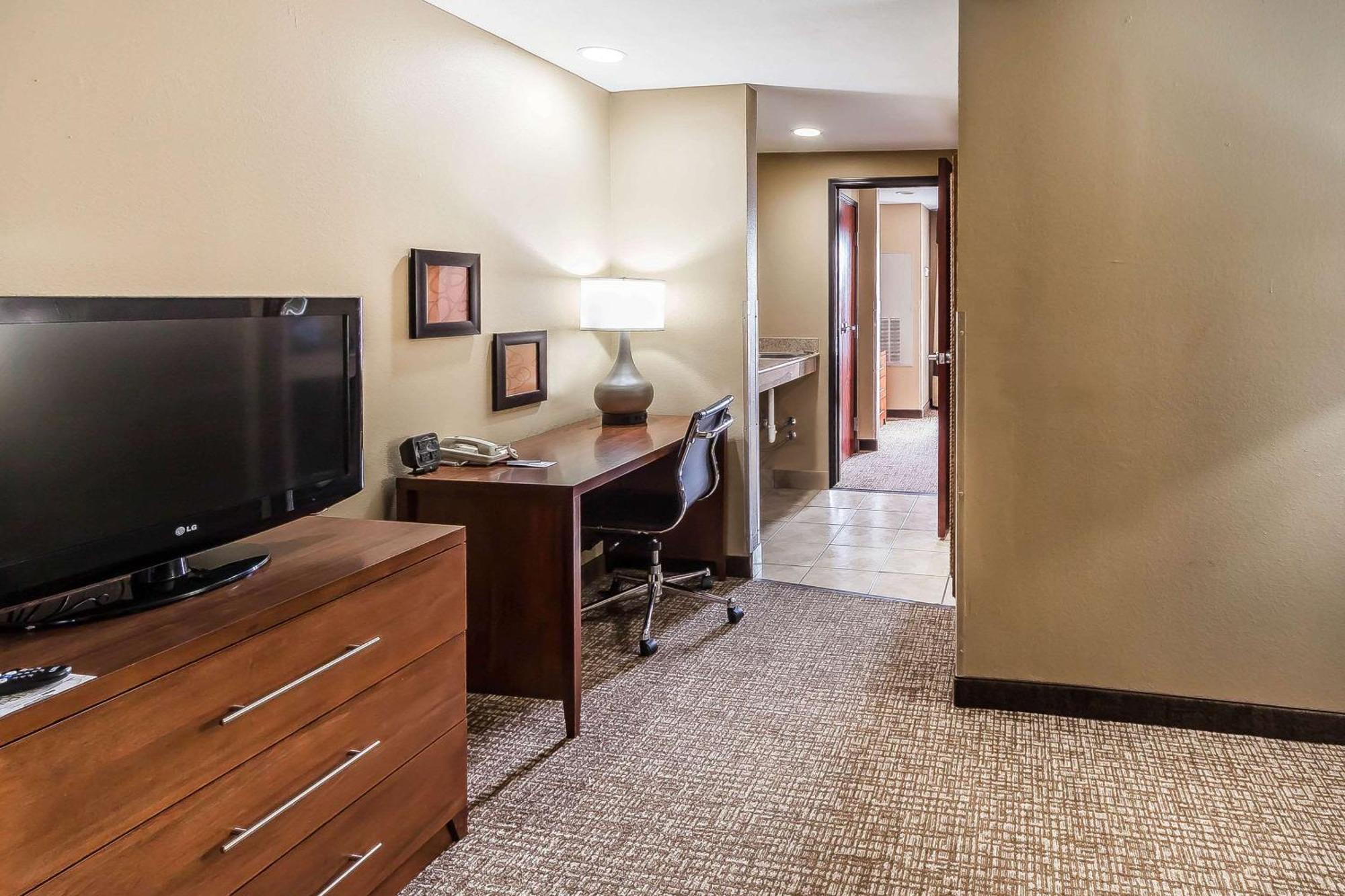 Comfort Suites Yukon - Sw Oklahoma City Exteriör bild