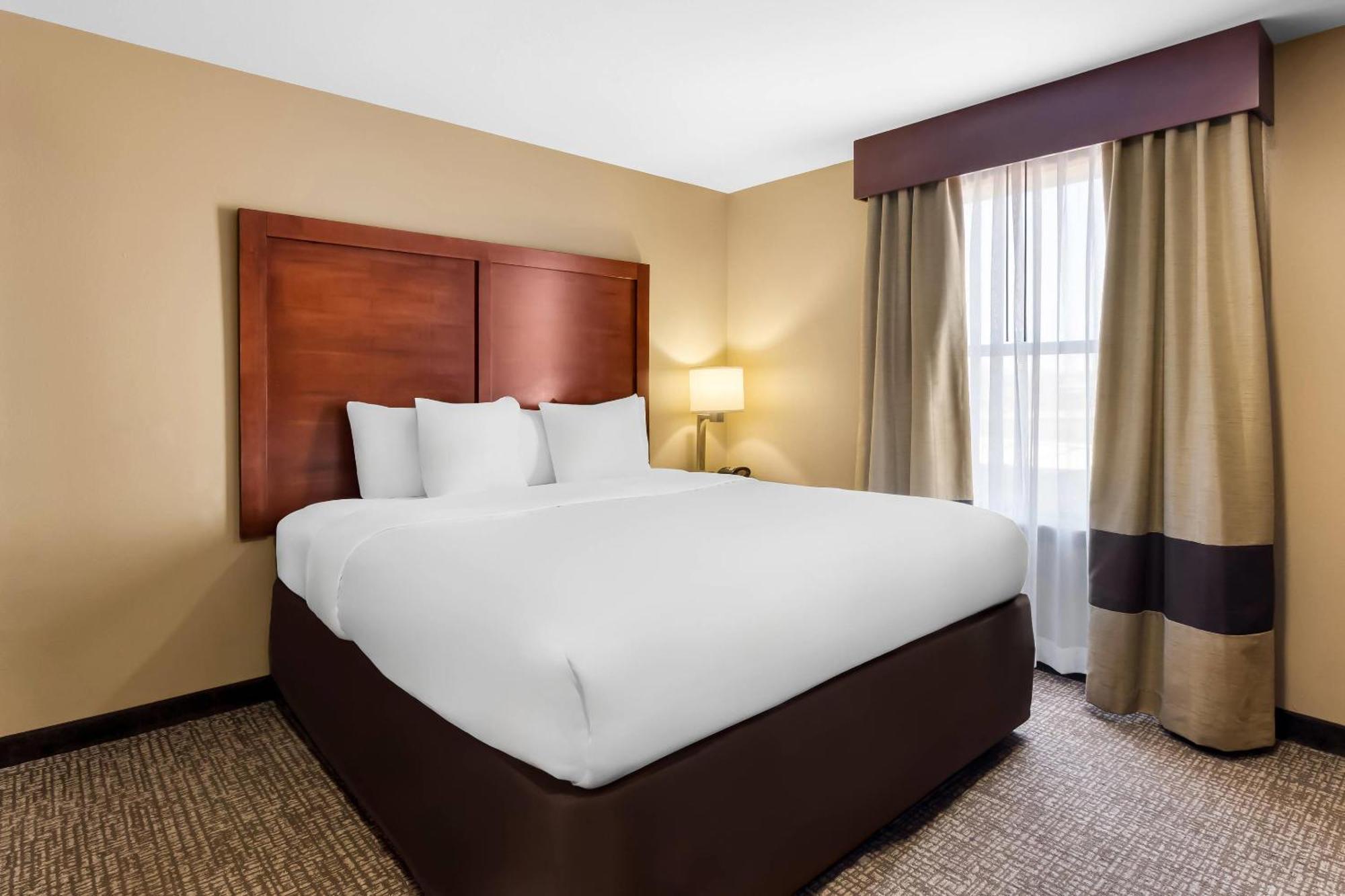 Comfort Suites Yukon - Sw Oklahoma City Exteriör bild